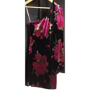 One Shoulder Velvet Bodycon Dress